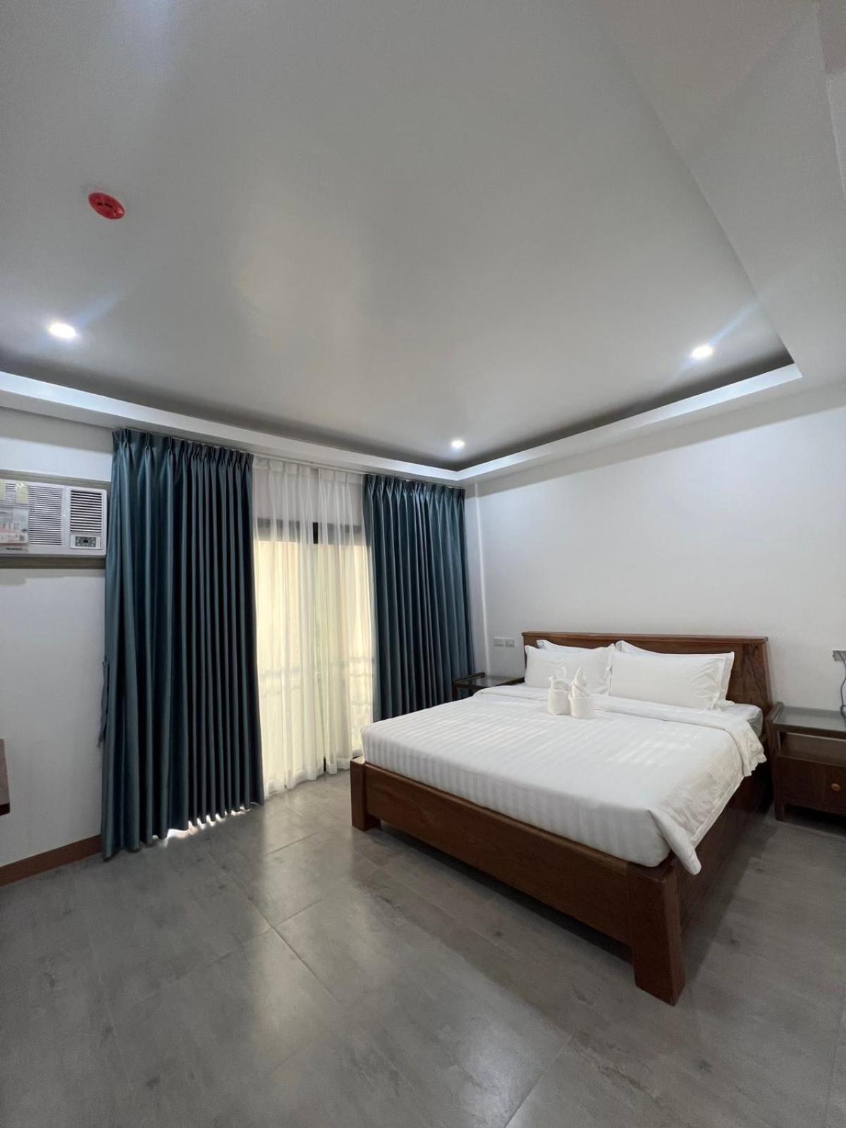 Ocean Star Hotel Корон Экстерьер фото
