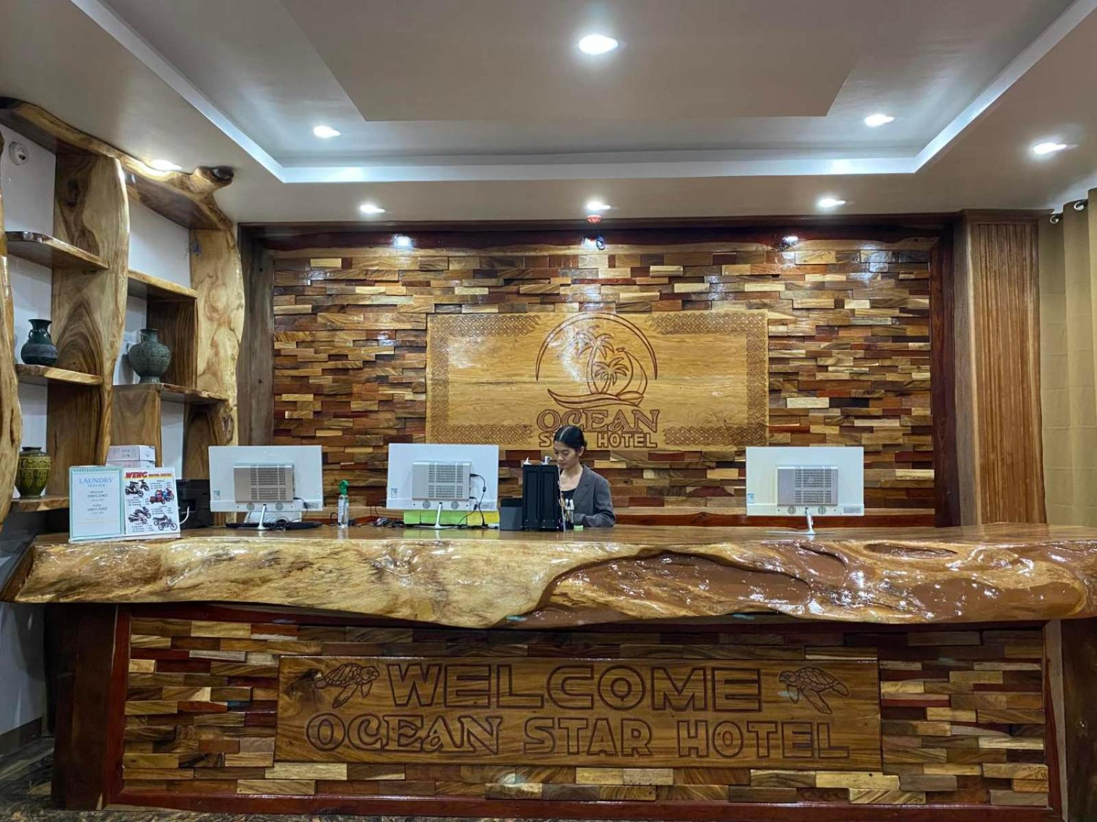 Ocean Star Hotel Корон Экстерьер фото