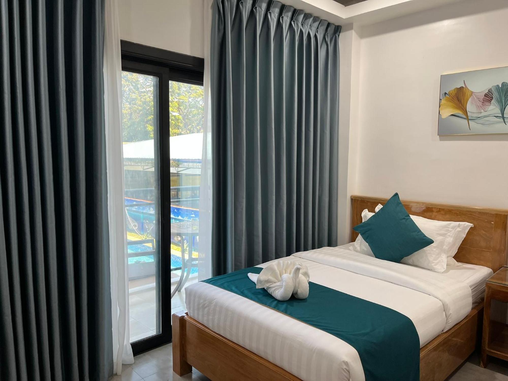 Ocean Star Hotel Корон Экстерьер фото